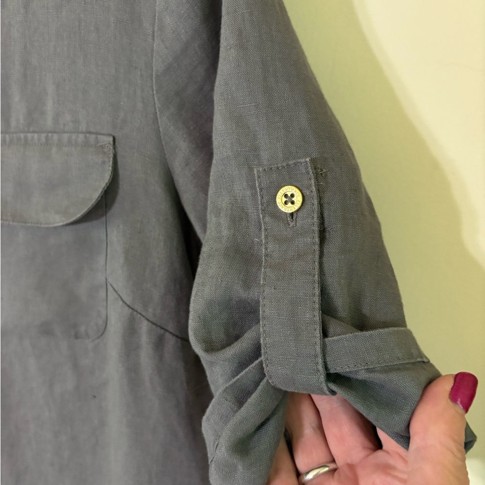 Ellen Tracy-Linen blouse. Size small. Gray with gold tassel/zipper. Gorgeous EUC - Picture 15 of 15
